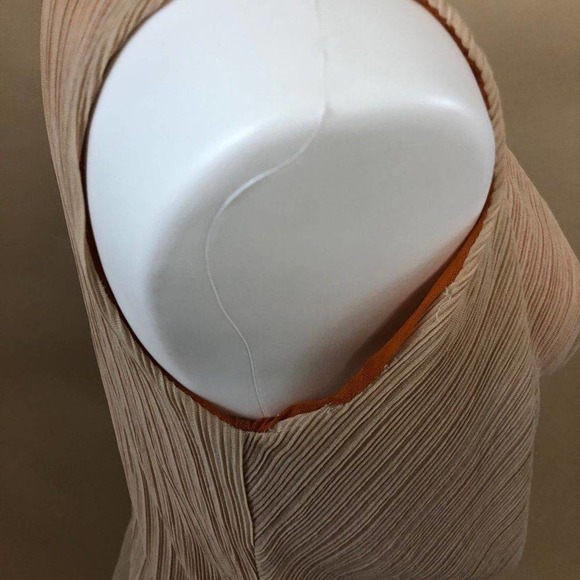 Dorin Frankfurt Cowl Neck Layered Top - Picture 7 of 8